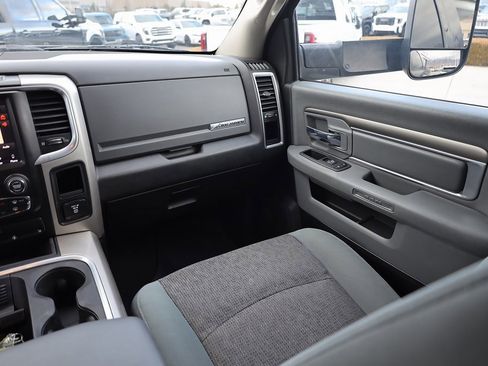 Used 2018 RAM 3500 Big Horn image 20