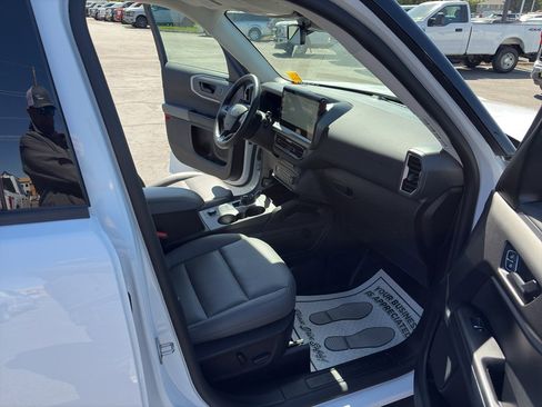 Used 2025 Ford Bronco Sport Badlands AWD/4WD image 24