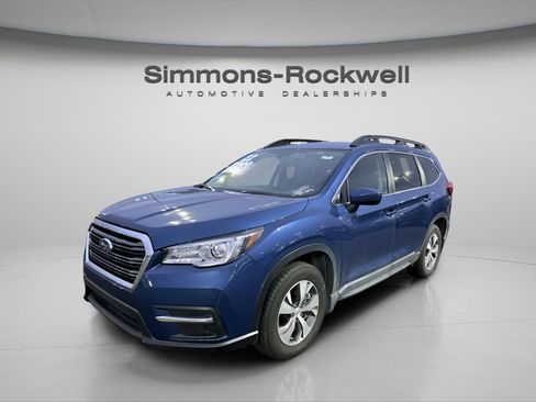 Used 2022 Subaru Ascent Premium image 8