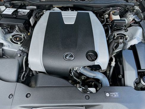 Used 2017 Lexus RC 350 image 32