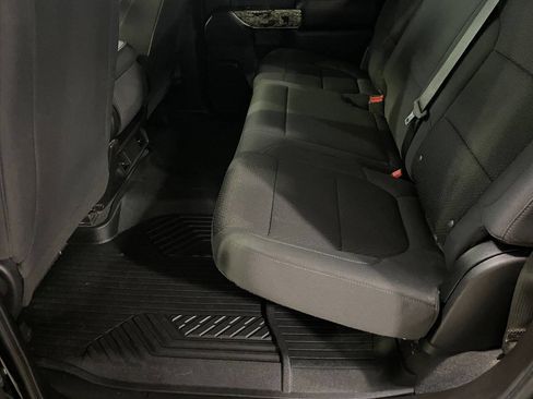 Used 2021 Chevrolet Silverado 1500 Custom Trail Boss w/ Realtree Special Edition image 23