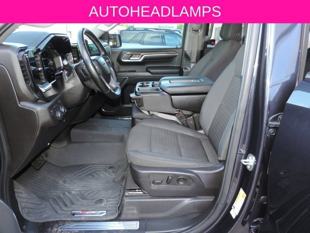 Certified 2024 Chevrolet Silverado 1500 RST w/ Z71 Off-Road Package AWD/4WD image 14