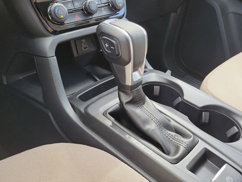 New 2025 Ford Ranger XLT w/ Equipment Group 301A High image 19