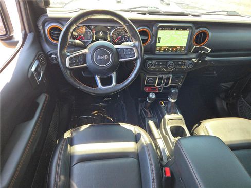 Used 2021 Jeep Gladiator Mojave AWD/4WD image 6