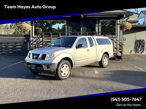 Used 2007 Nissan Frontier SE w/ SE Value Truck Pkg AWD/4WD image 1