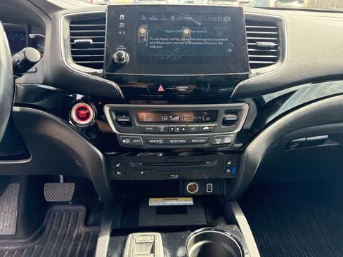 Used 2020 Honda Pilot Black Edition image 20