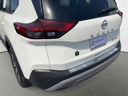 Used 2023 Nissan Rogue SV AWD/4WD image 28