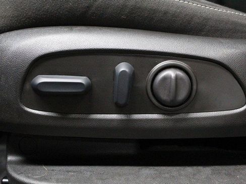 Used 2023 Chevrolet Blazer LT w/ Driver Confidence Package image 17