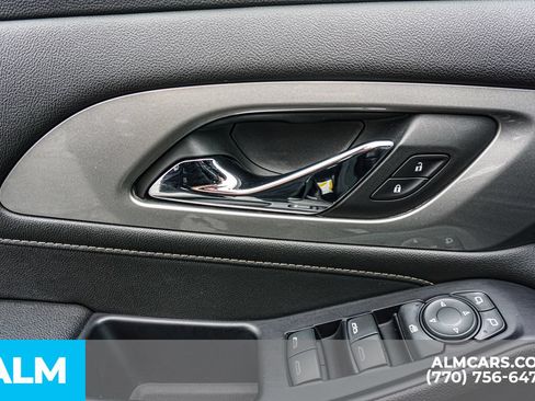 Used 2023 Chevrolet Traverse LT AWD/4WD image 57