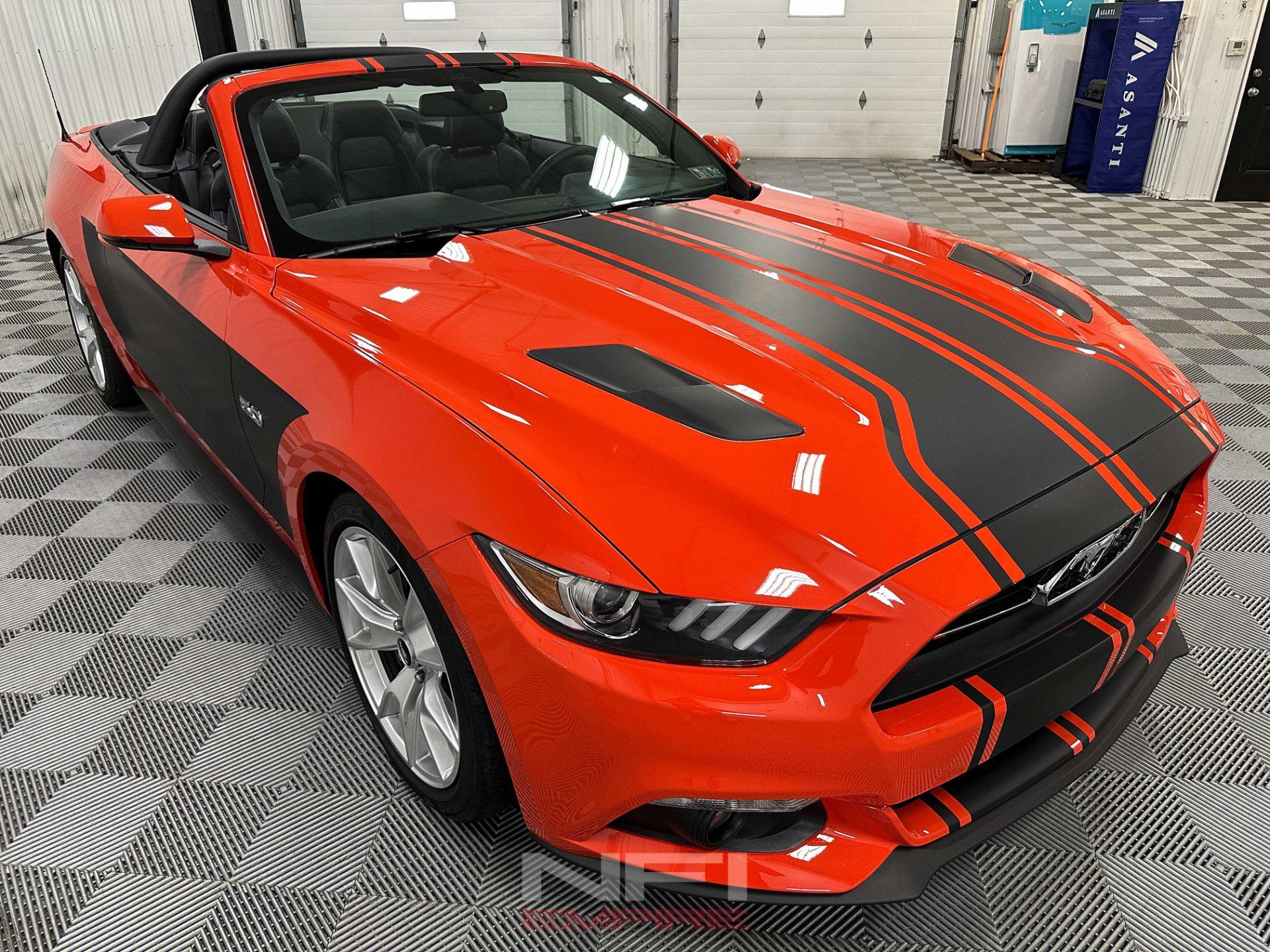 Used 2015 Ford Mustang GT Premium w/ Equipment Group 401A RWD image 9