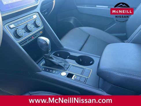 Used 2019 Volkswagen Atlas SE image 29