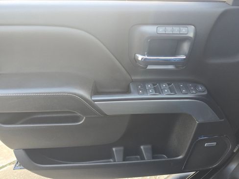 Used 2019 Chevrolet Silverado 2500 LTZ w/ Duramax Plus Package image 11