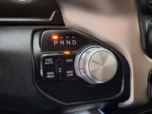 Used 2019 RAM 1500 Laramie AWD/4WD image 8