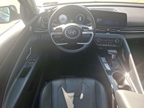 Certified 2023 Hyundai Elantra Limited image 12