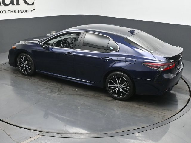 Used 2022 Toyota Camry SE FWD image 45