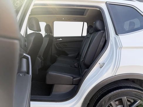 Used 2022 Volkswagen Tiguan SE image 27