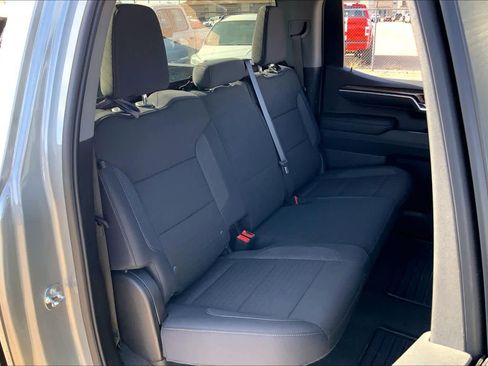 Used 2025 Chevrolet Silverado 1500 LT image 19