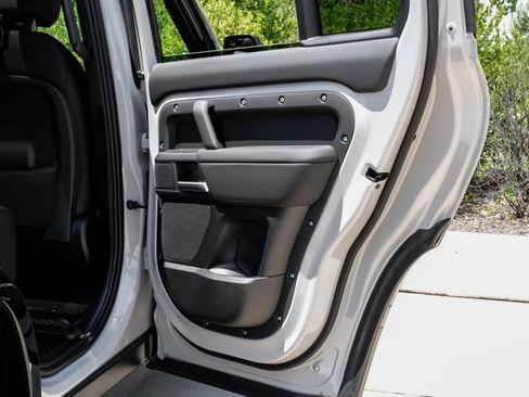 New 2026 Land Rover Defender 110 X-Dynamic SE AWD/4WD image 55