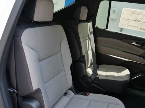 New 2026 Chevrolet Traverse LT w/ Enhanced Driving Package image 23