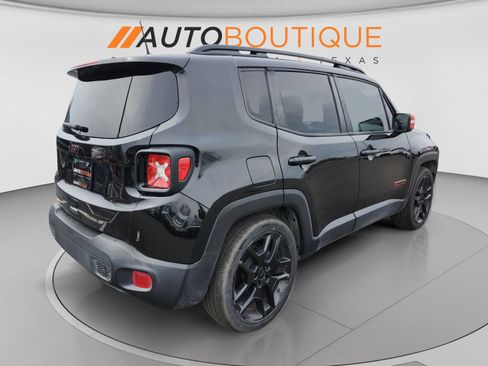 Used 2020 Jeep Renegade Latitude FWD image 14