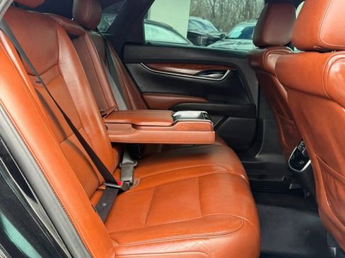 Used 2015 Cadillac XTS Luxury image 16