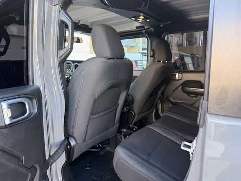 Used 2020 Jeep Gladiator Sport w/ Quick Order Package 24S image 29