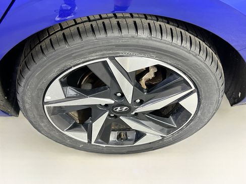 Used 2023 Hyundai Elantra SEL w/ Convenience Package FWD image 30