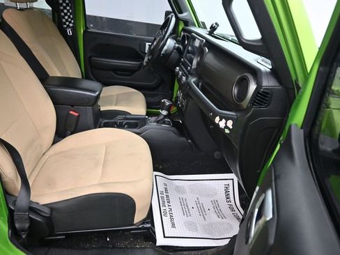 Used 2019 Jeep Wrangler Unlimited Sport S image 8