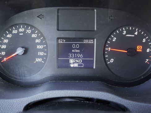Used 2021 Mercedes-Benz Sprinter 2500 w/ Driver Convenience Package image 22