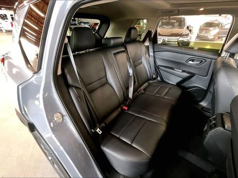 Used 2024 Nissan Rogue SL w/ SL Premium Package AWD/4WD image 25