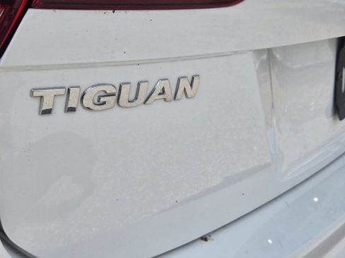 Used 2021 Volkswagen Tiguan S FWD image 8