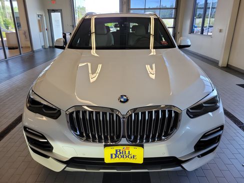 Used 2021 BMW X5 xDrive40i w/ Convenience Package AWD/4WD image 2