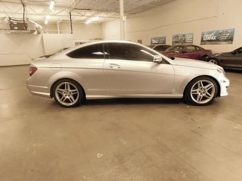 Used 2014 Mercedes-Benz C 250 C 250 Coupe 2D image 8