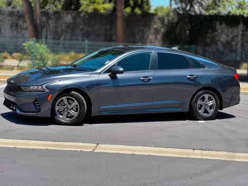 Used 2022 Kia K5 LXS FWD image 18