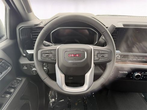 New 2026 GMC Sierra 1500 Elevation image 12