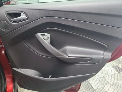 Used 2017 Ford Escape Titanium AWD/4WD image 39