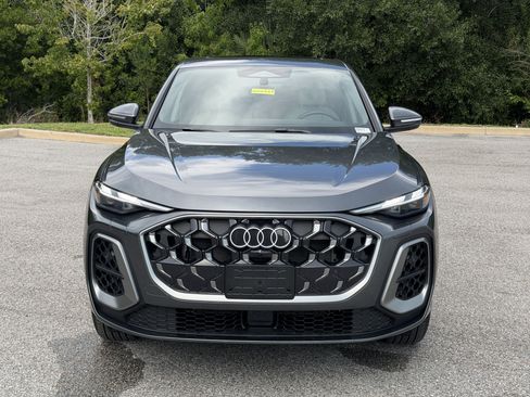 Used 2026 Audi Q5 Premium AWD/4WD image 2