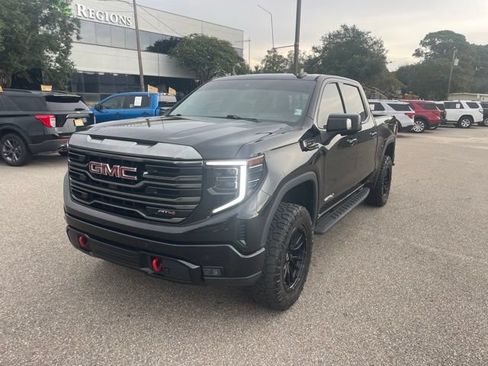 Used 2024 GMC Sierra 1500 AT4 w/ Technology Package AWD/4WD image 2