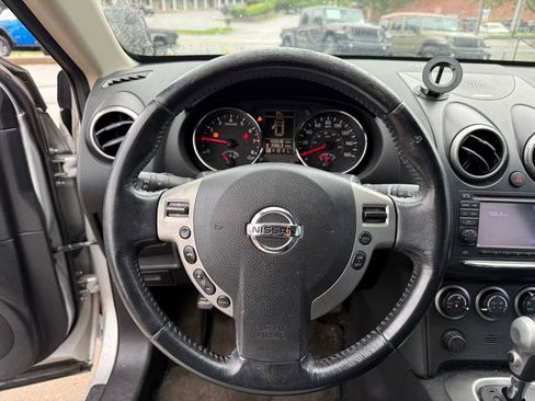 Used 2011 Nissan Rogue SV w/ SL Pkg AWD/4WD image 14