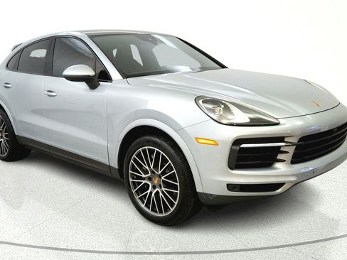 Used 2023 Porsche Cayenne Coupe AWD/4WD image 1