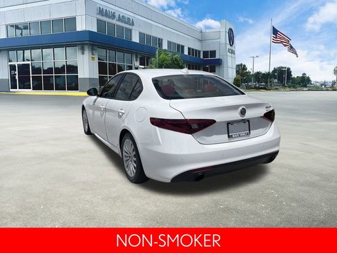 Used 2023 Alfa Romeo Giulia Sprint image 6