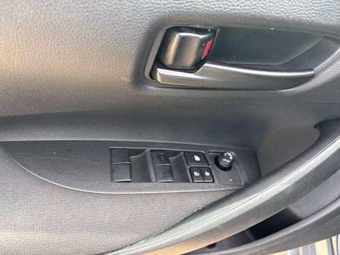 Used 2025 Toyota Corolla LE FWD image 13