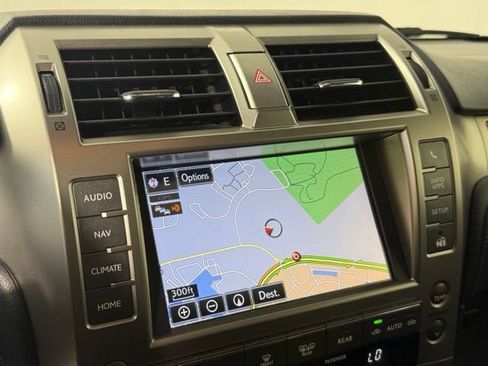 Used 2016 Lexus GX 460 w/ Premium Package AWD/4WD image 19
