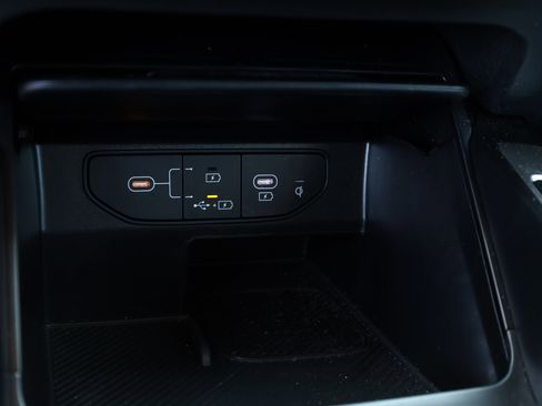 Used 2025 Kia Sorento EX image 21