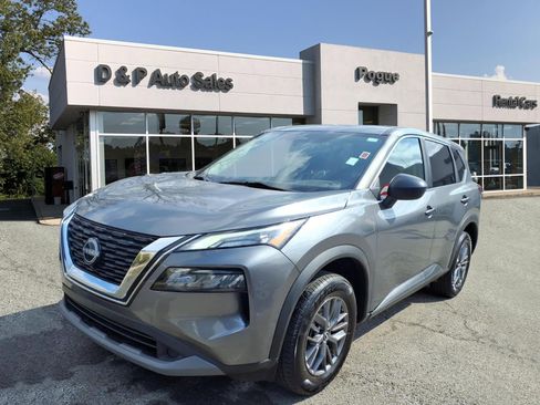 Used 2023 Nissan Rogue S image 4