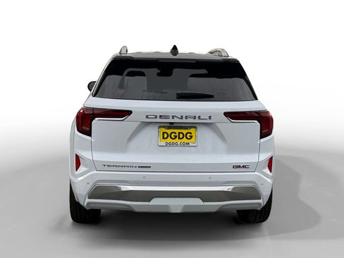 New 2026 GMC Terrain Denali w/ LPO, Floor Liner Package image 4