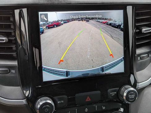 Used 2021 RAM 1500 Big Horn image 26