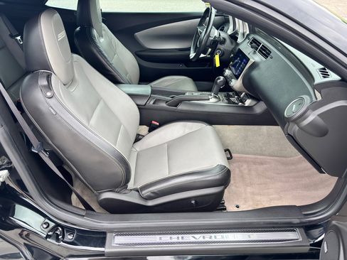 Used 2011 Chevrolet Camaro SS w/ RS Package image 29
