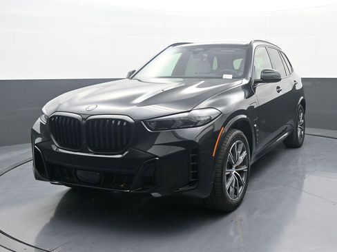 New 2026 BMW X5 xDrive50e w/ Executive Package AWD/4WD image 1