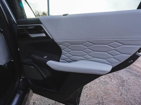 New 2026 Mitsubishi Outlander SEL image 14